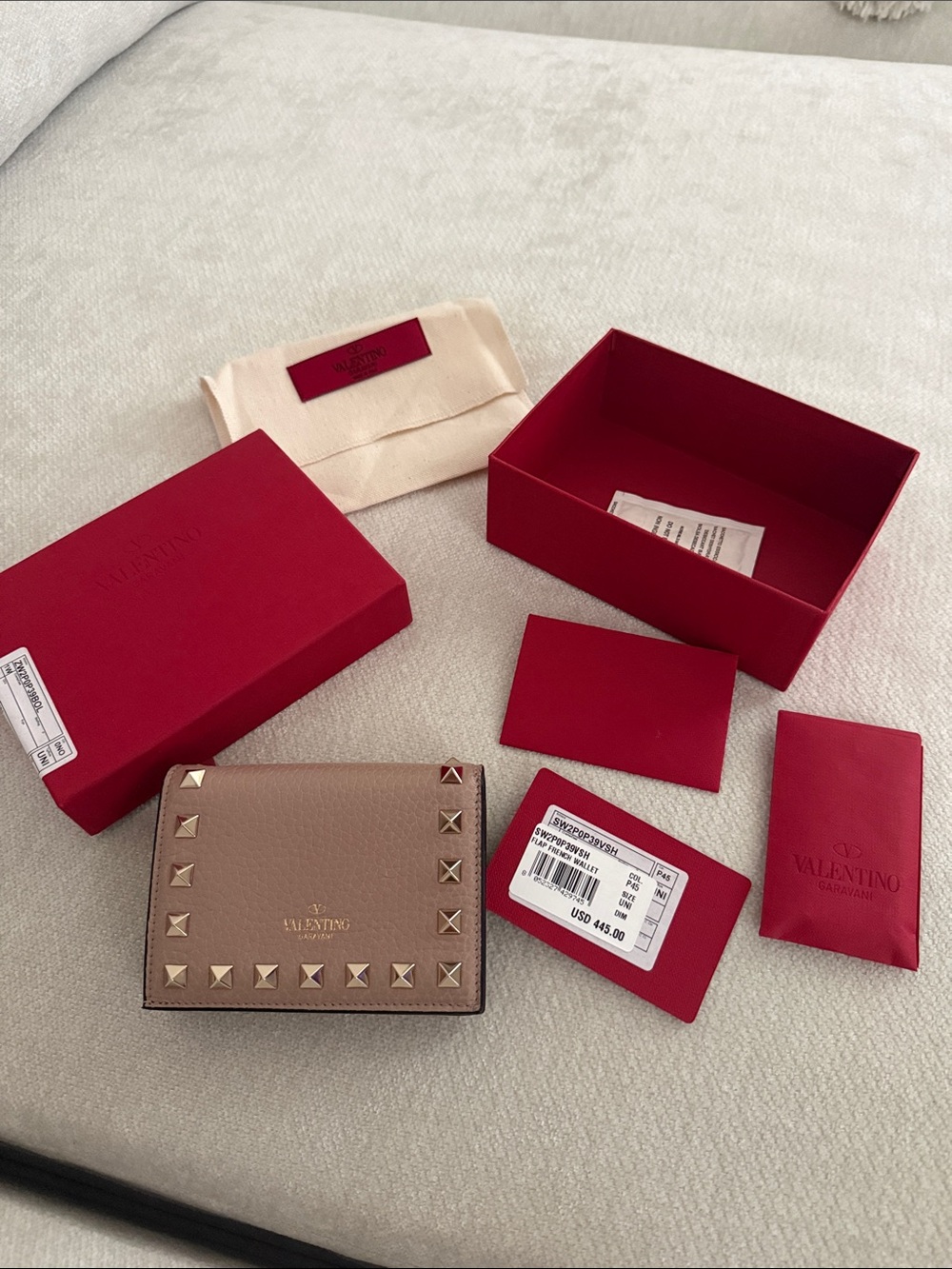 NWT Valentino Garavani Rockstud Flap French Wallet Poudre Pink Leather